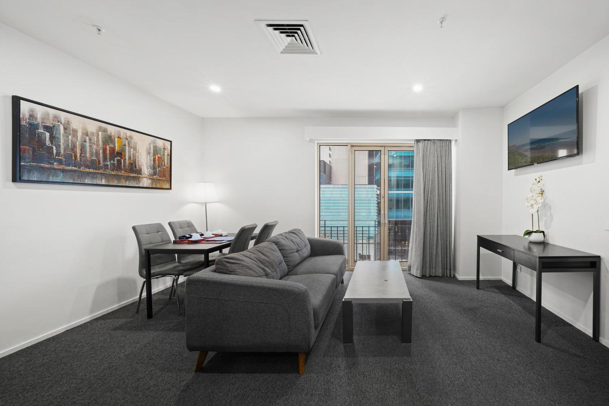 Comfort Hotel Melbourne Central Exterior photo